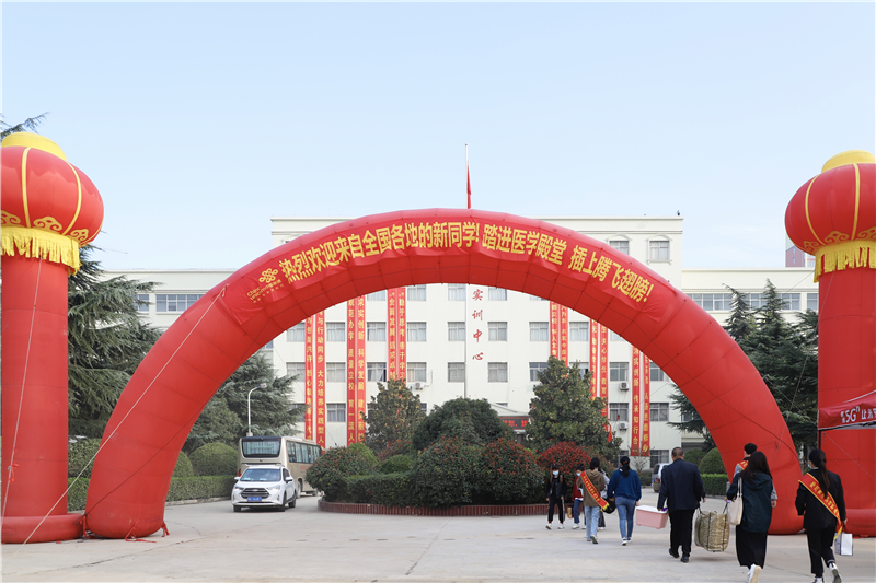 必赢2020级单招新生报到工作顺利完成