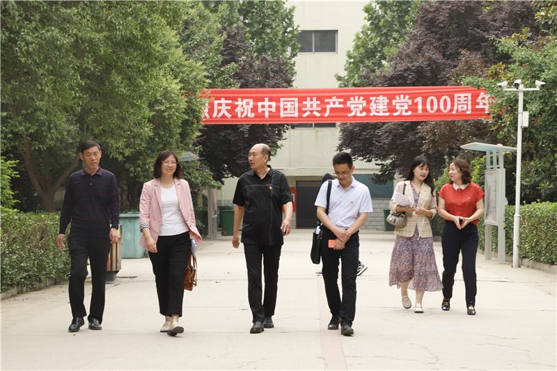 【学院动态】河南省民办教育党建特色项目考察组莅临必赢指导工作