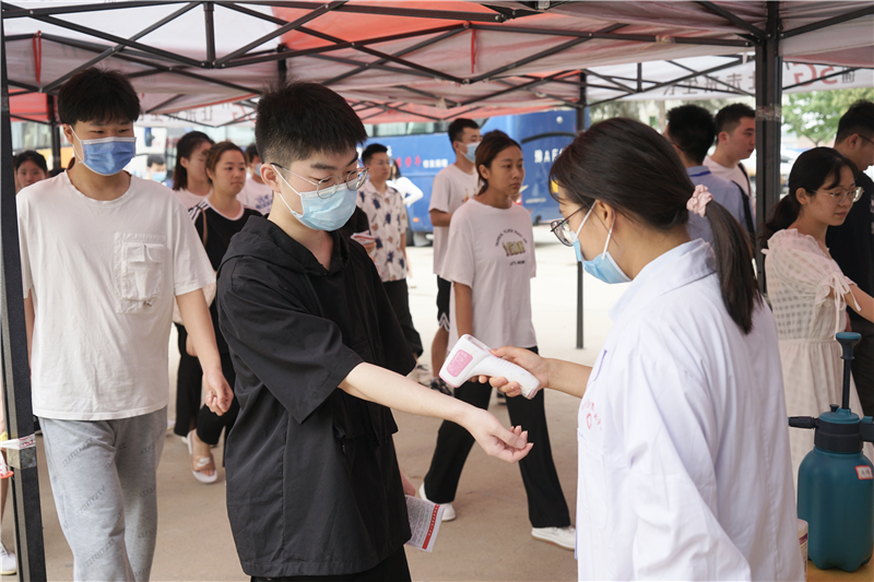必赢2021年专升本考试顺利举行