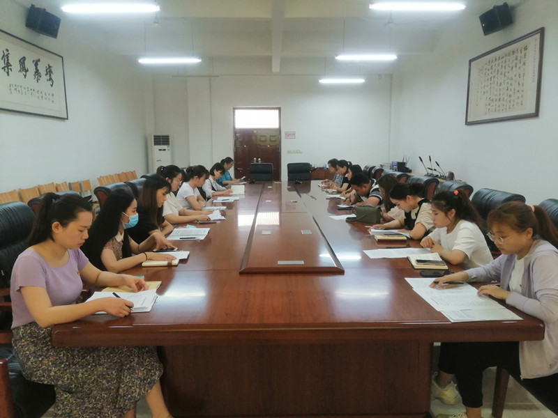 必赢各党支部有序召开组织生活会