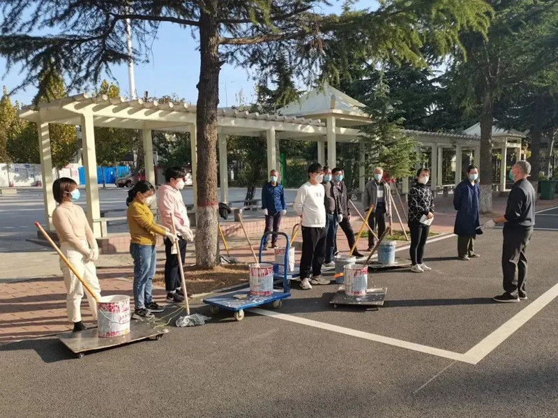 【后勤处】后勤直属党支部开展养护树木,美化校园主题党日活动