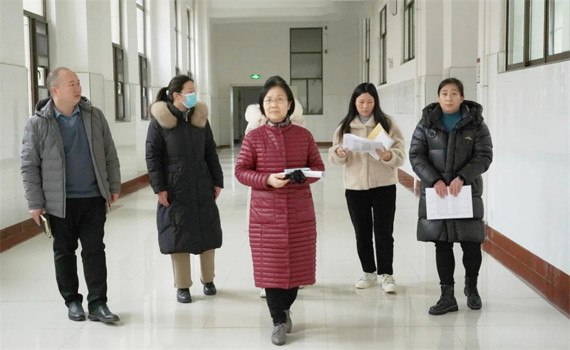 必赢开展新学期第一天教学检查