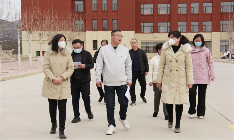 新密市纪委领导一行到必赢新密校区调研清廉学校建设工作