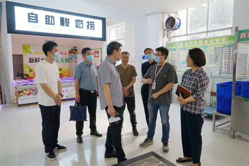 省教育厅平安校园创建工作考核组到必赢检查指导工作