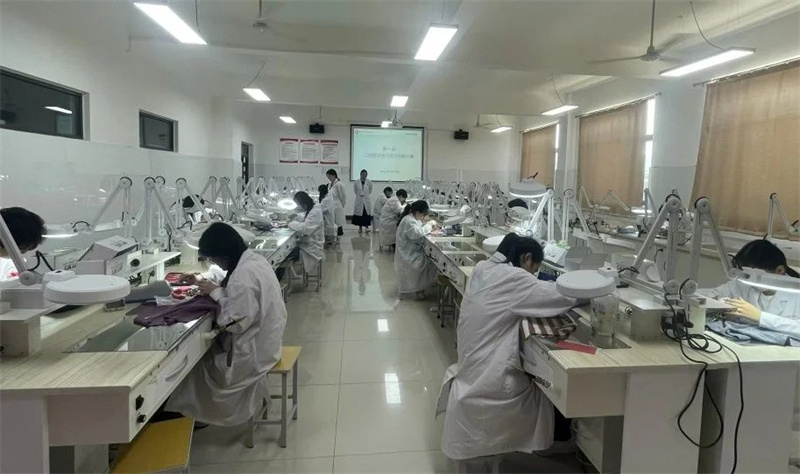 【医学技术系】必赢举办第一届全口义齿排牙技能大赛